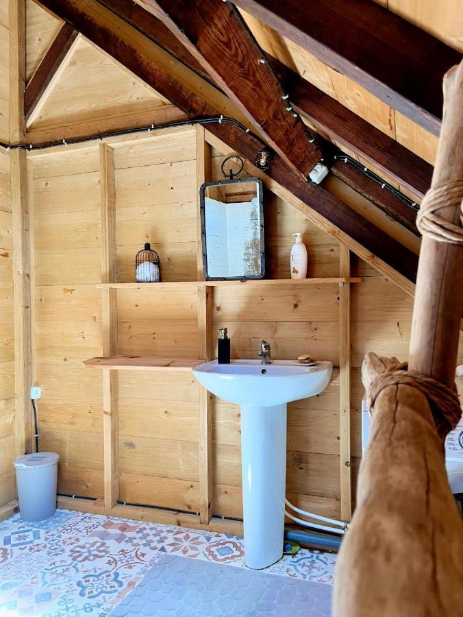Habitation La Reine Du Camp Chambres D'Hotes Saint Claude Bagian luar foto